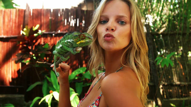 2157889318001_3795163269001_Marloes-Outtakes-.jpg
